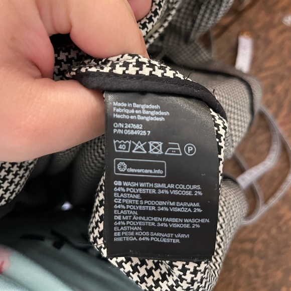 H&M Houndstooth Trenchcoat with Bow Cuffs - Picture 8 of 14